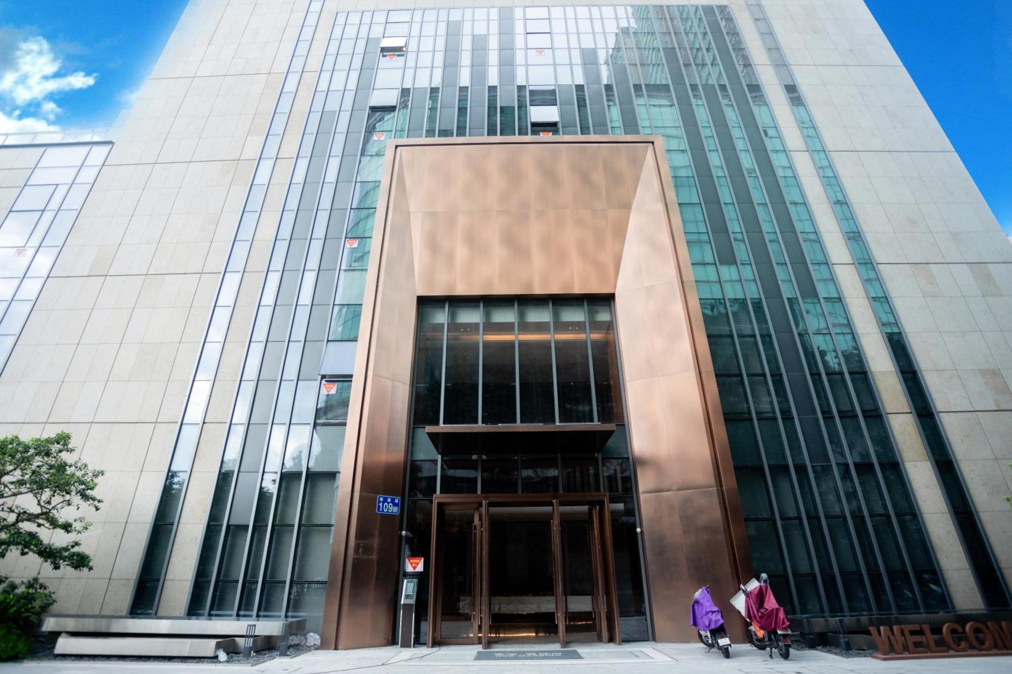Sunny International Apartment From Beijing Road Гуанчжоу Экстерьер фото